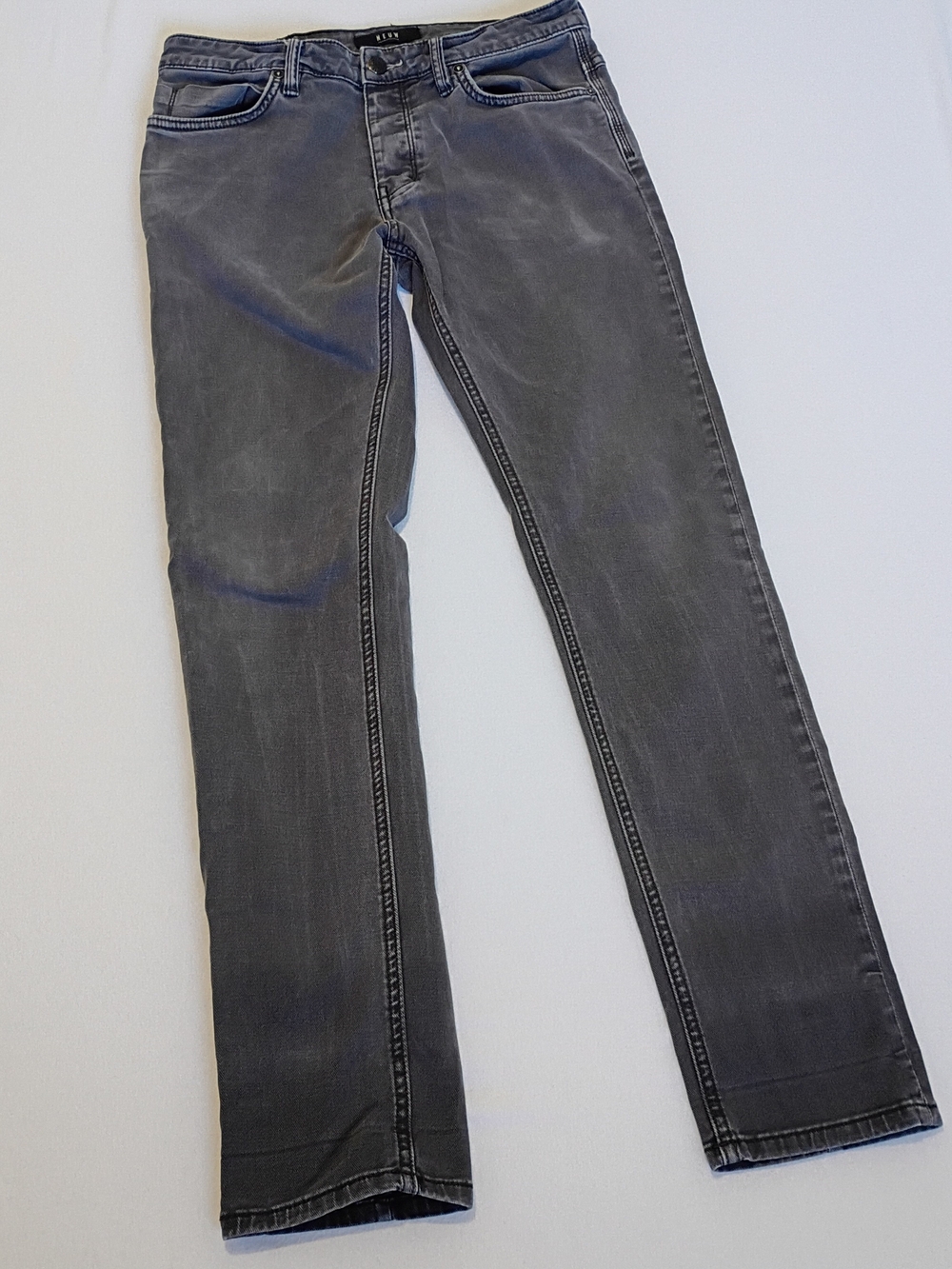 Neuw Charcoal Gray Denim Straight Jeans Size 30" 32"
